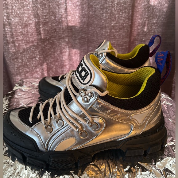 Pre loved Gucci Silver FlashtrekTrainers Size 38 US Size 8 - Picture 2 of 9